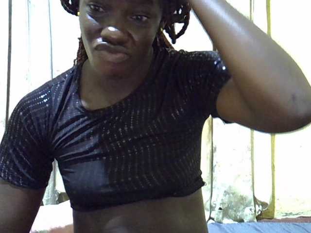 black-beauty live cam on BongaCams