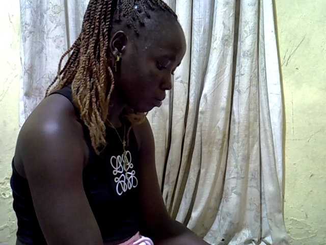 black-beauty live cam on BongaCams