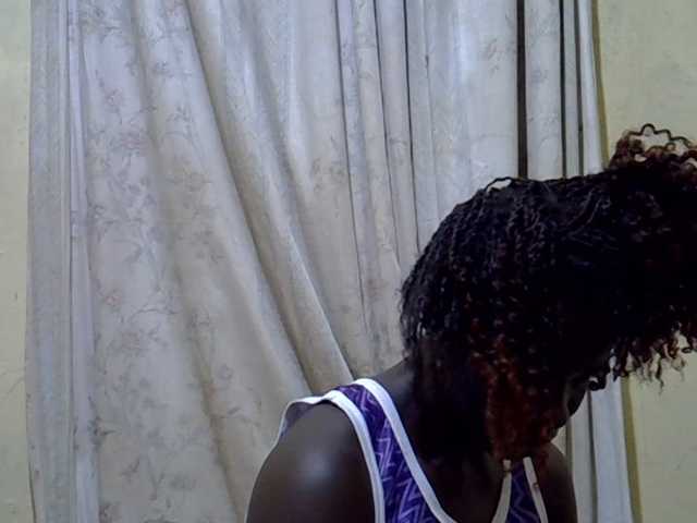 black-beauty live cam on BongaCams
