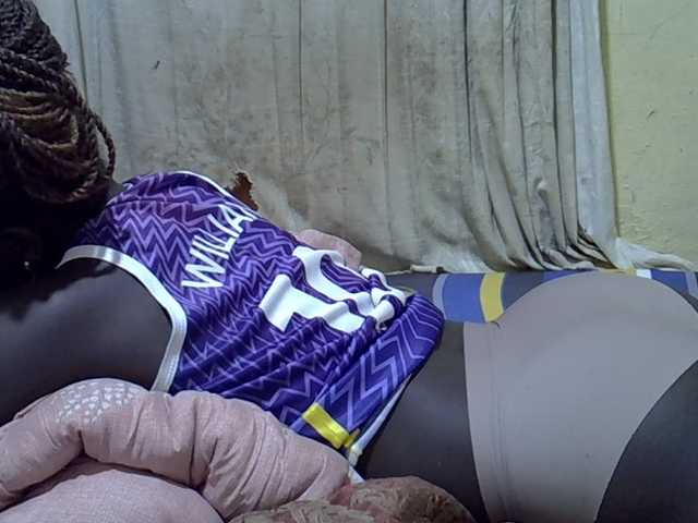 black-beauty live cam on BongaCams