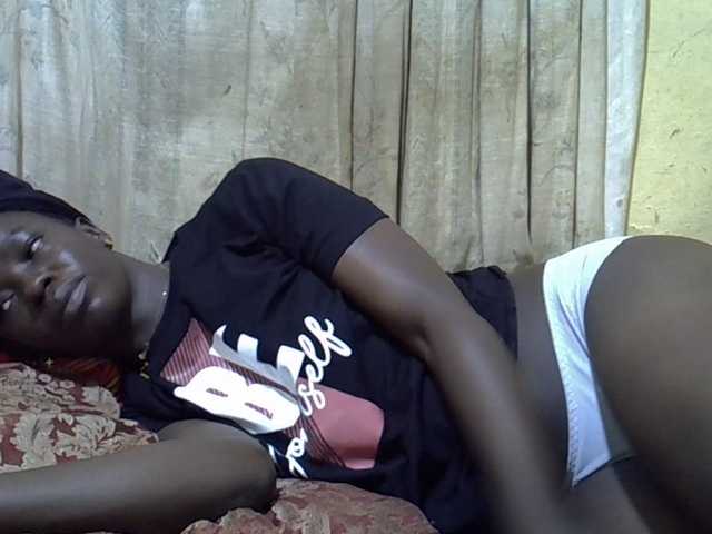black-beauty live cam on BongaCams