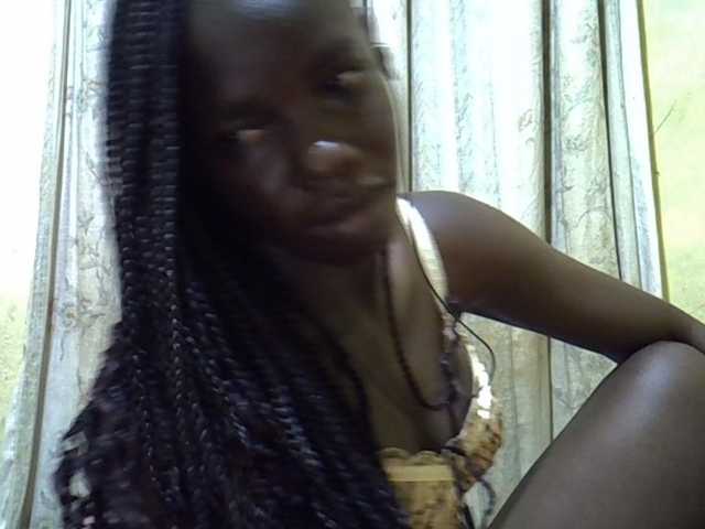 black-beauty live cam on BongaCams