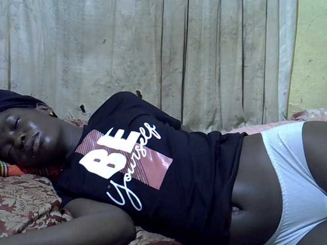 black-beauty live cam on BongaCams