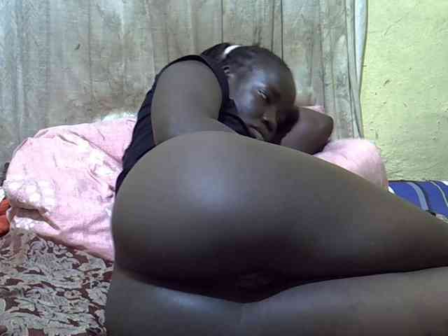 black-beauty webcam