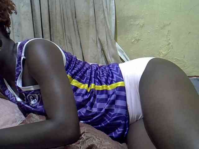 black-beauty webcam