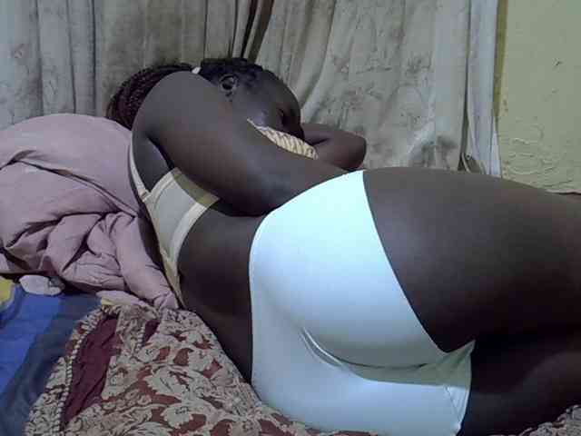black-beauty webcam