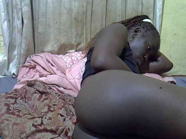 black-beauty webcam