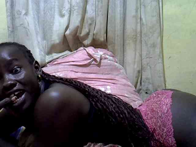 black-beauty webcam