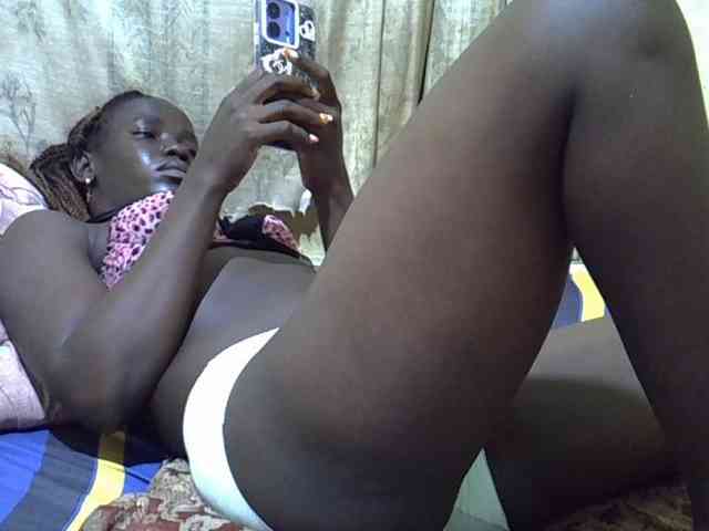 black-beauty webcam