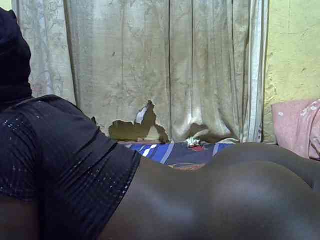 black-beauty webcam