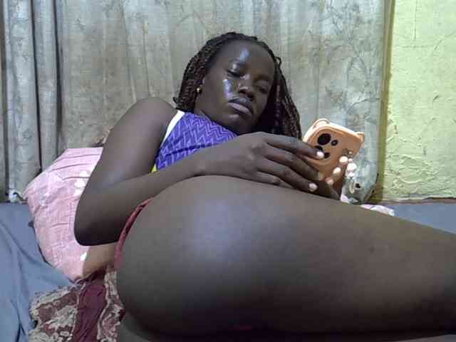 black-beauty webcam