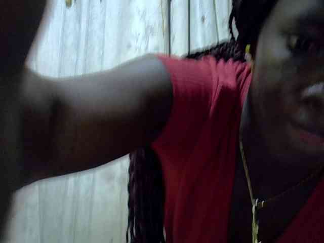 black-beauty webcam