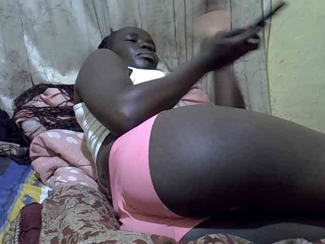 black-beauty webcam