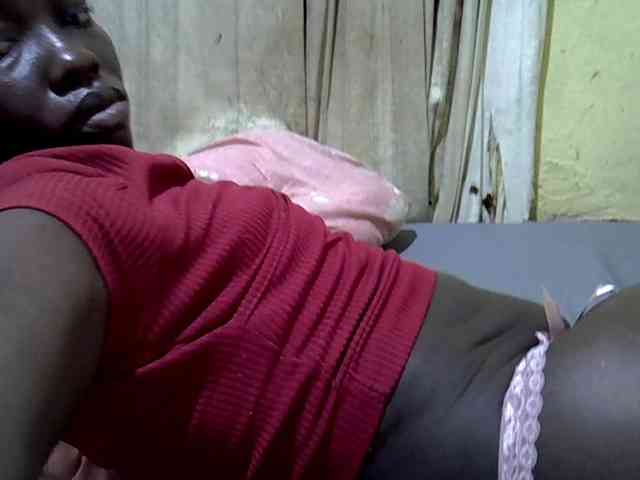 black-beauty webcam
