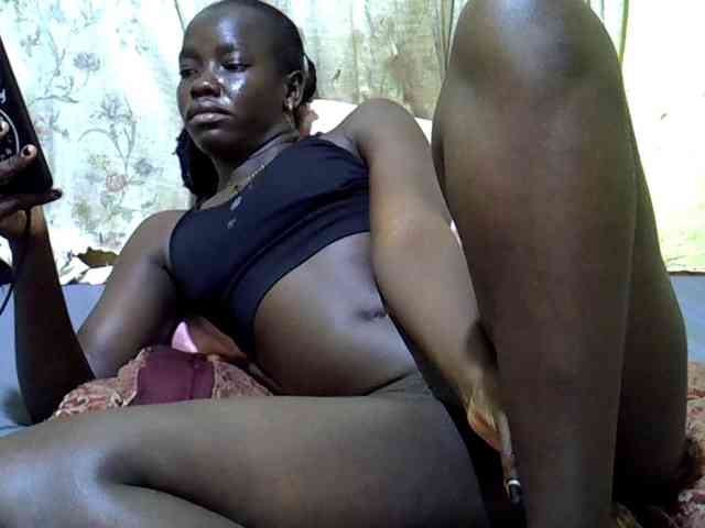black-beauty webcam