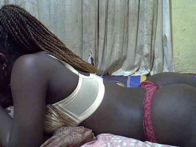 black-beauty webcam