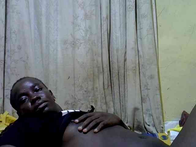 black-beauty webcam