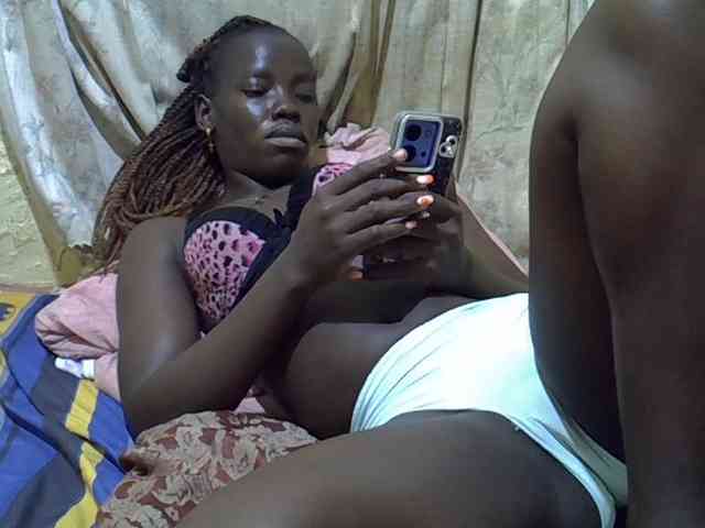 black-beauty webcam