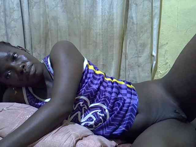 black-beauty webcam