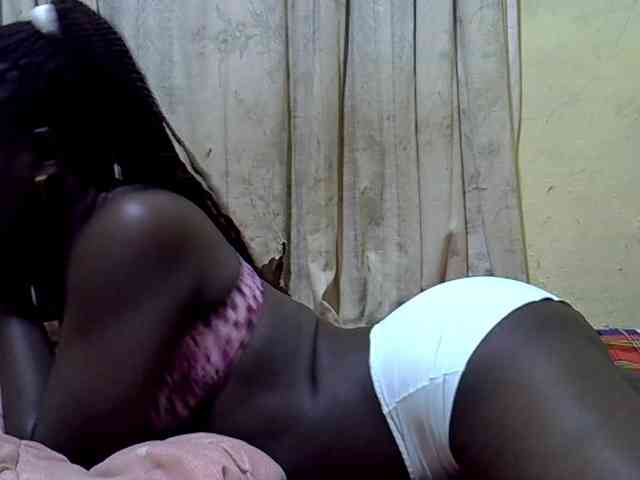 black-beauty webcam