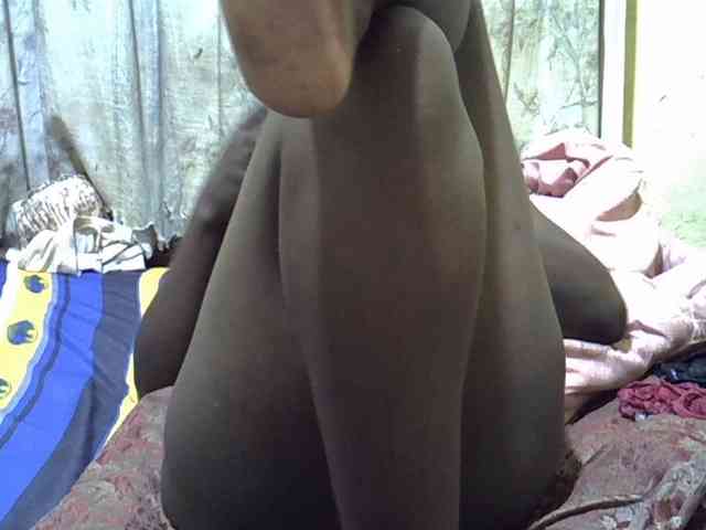 black-beauty webcam