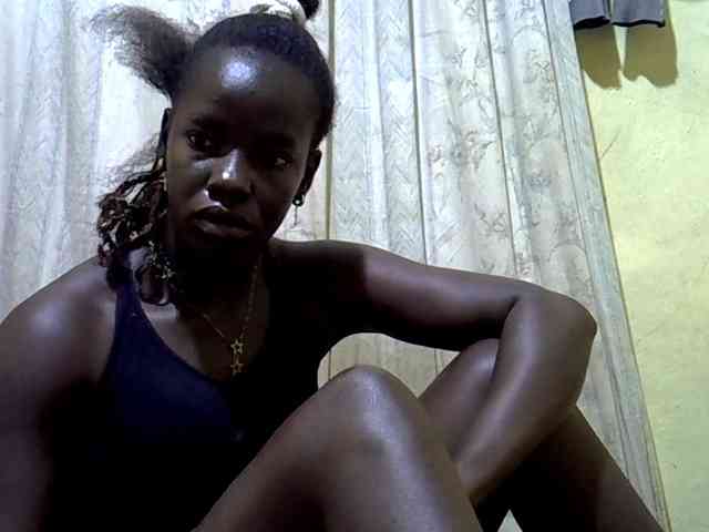 black-beauty webcam