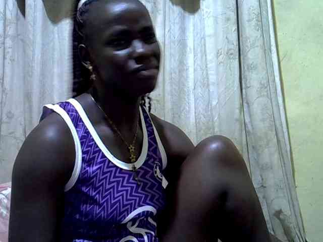 black-beauty webcam