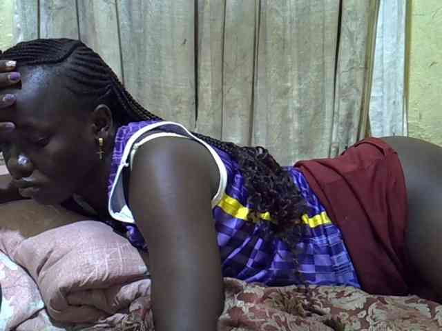 black-beauty webcam