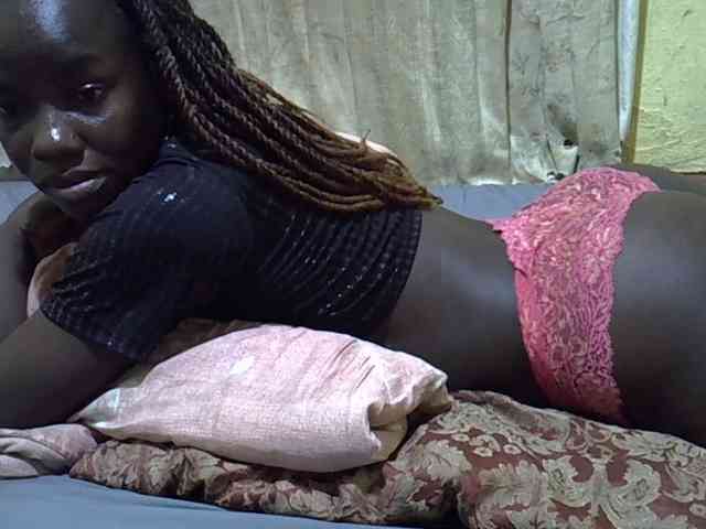 black-beauty webcam