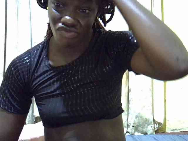black-beauty webcam