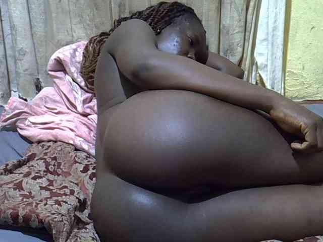 black-beauty webcam