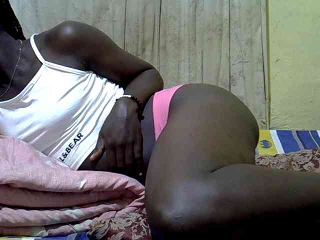 black-beauty webcam