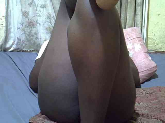 black-beauty webcam