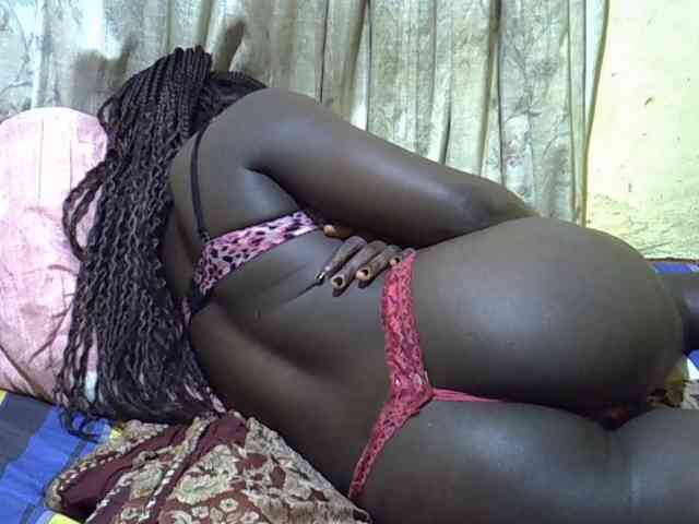 black-beauty webcam
