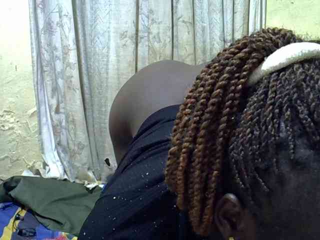 black-beauty webcam