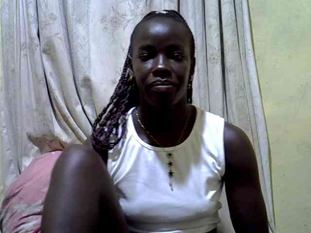 black-beauty webcam