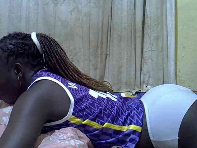 black-beauty webcam