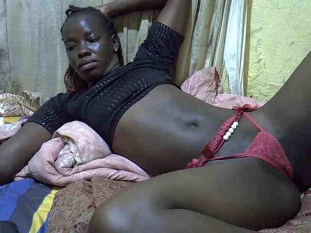 black-beauty webcam