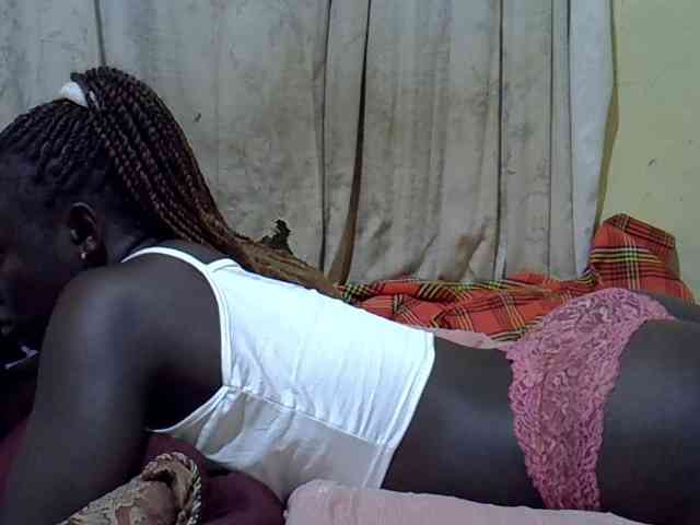 black-beauty webcam