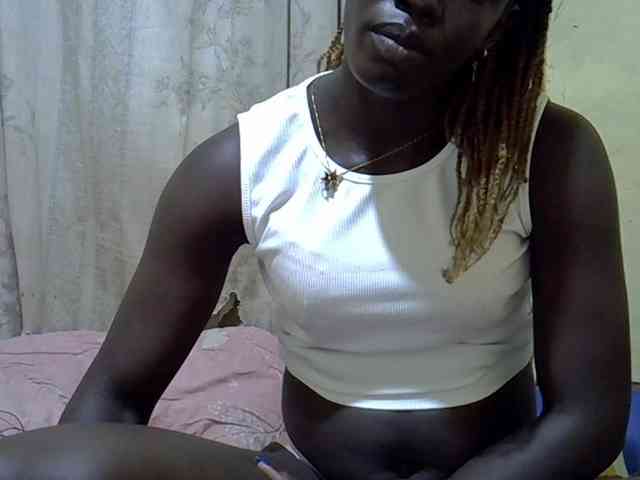 black-beauty webcam