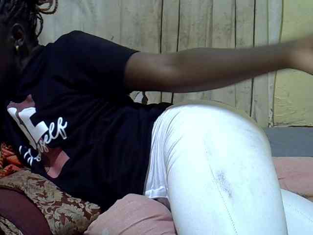 black-beauty webcam