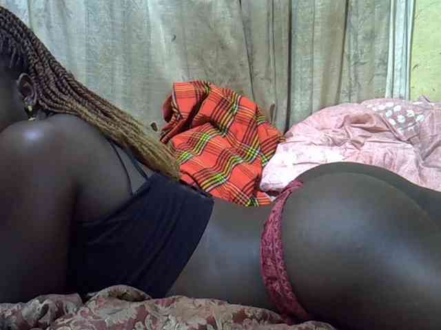 black-beauty webcam