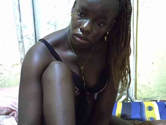 black-beauty webcam