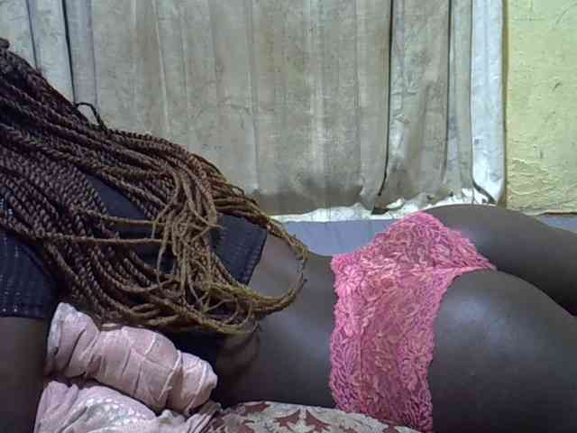 black-beauty webcam