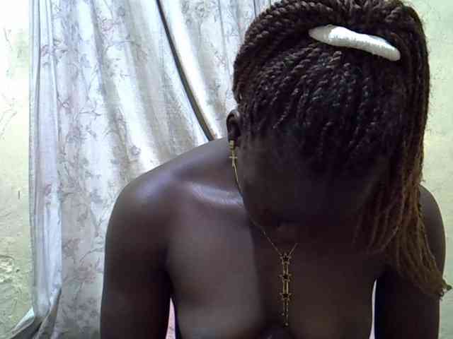 black-beauty webcam