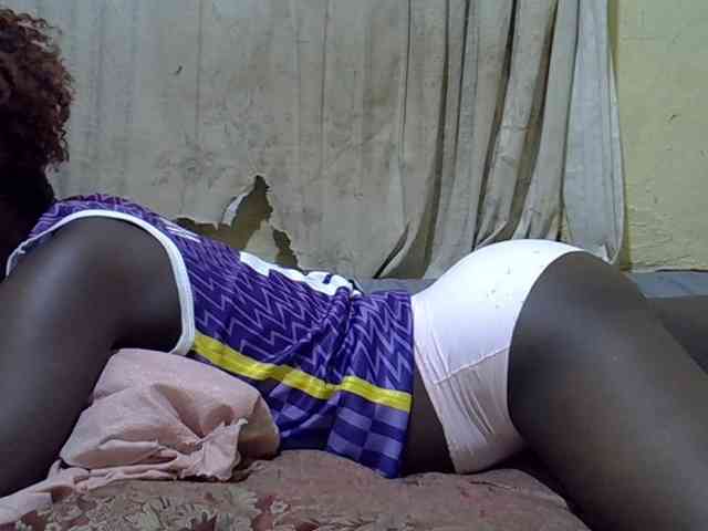 black-beauty webcam