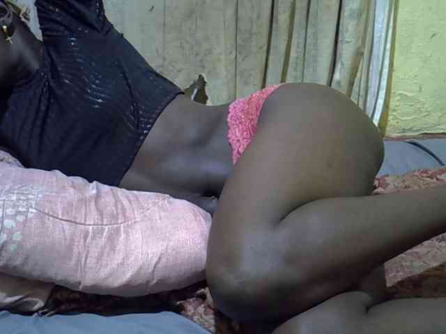 black-beauty webcam