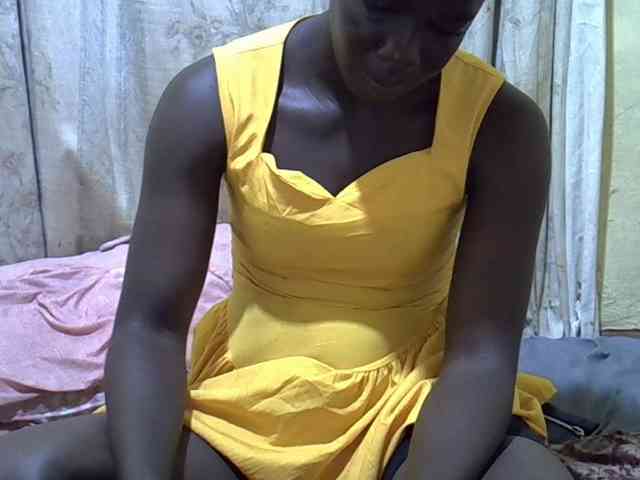 black-beauty webcam