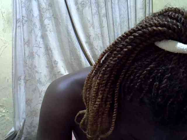 black-beauty webcam