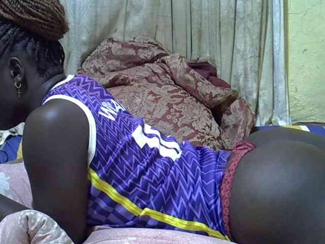 black-beauty webcam